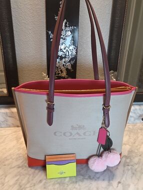 EUC 2021 Coach Molly Canvas Tote with Pink Trim and Burgundy Straps & Card Case